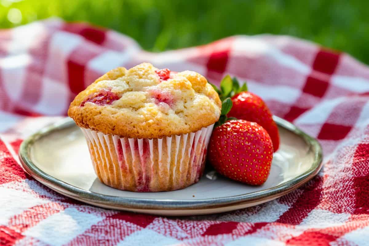 Fresh & Healthy Strawberry Muffins