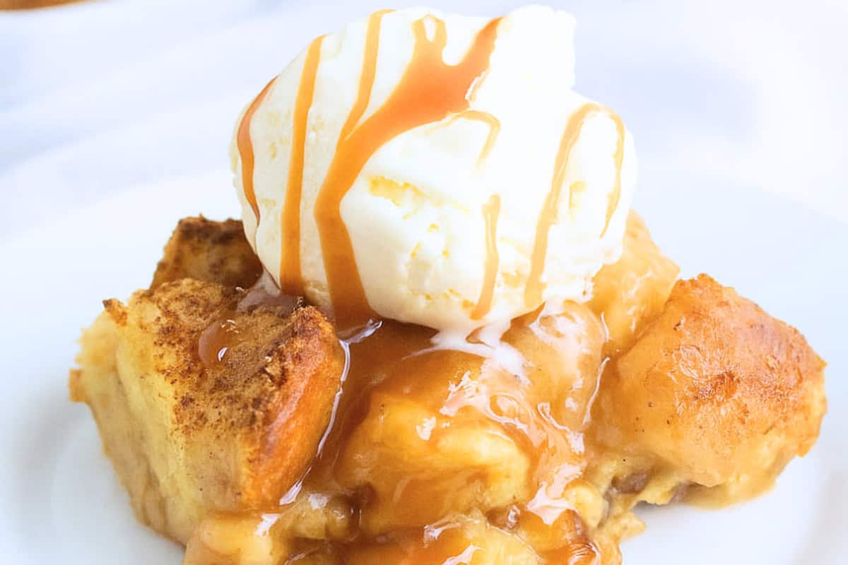 The Best Apple Pie Bread Pudding