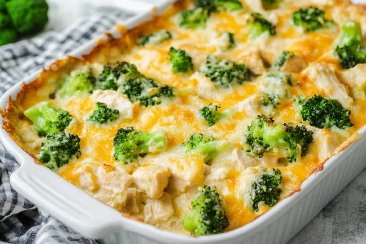 30 Easy Leftover Chicken Recipes For a Tasty Meal
