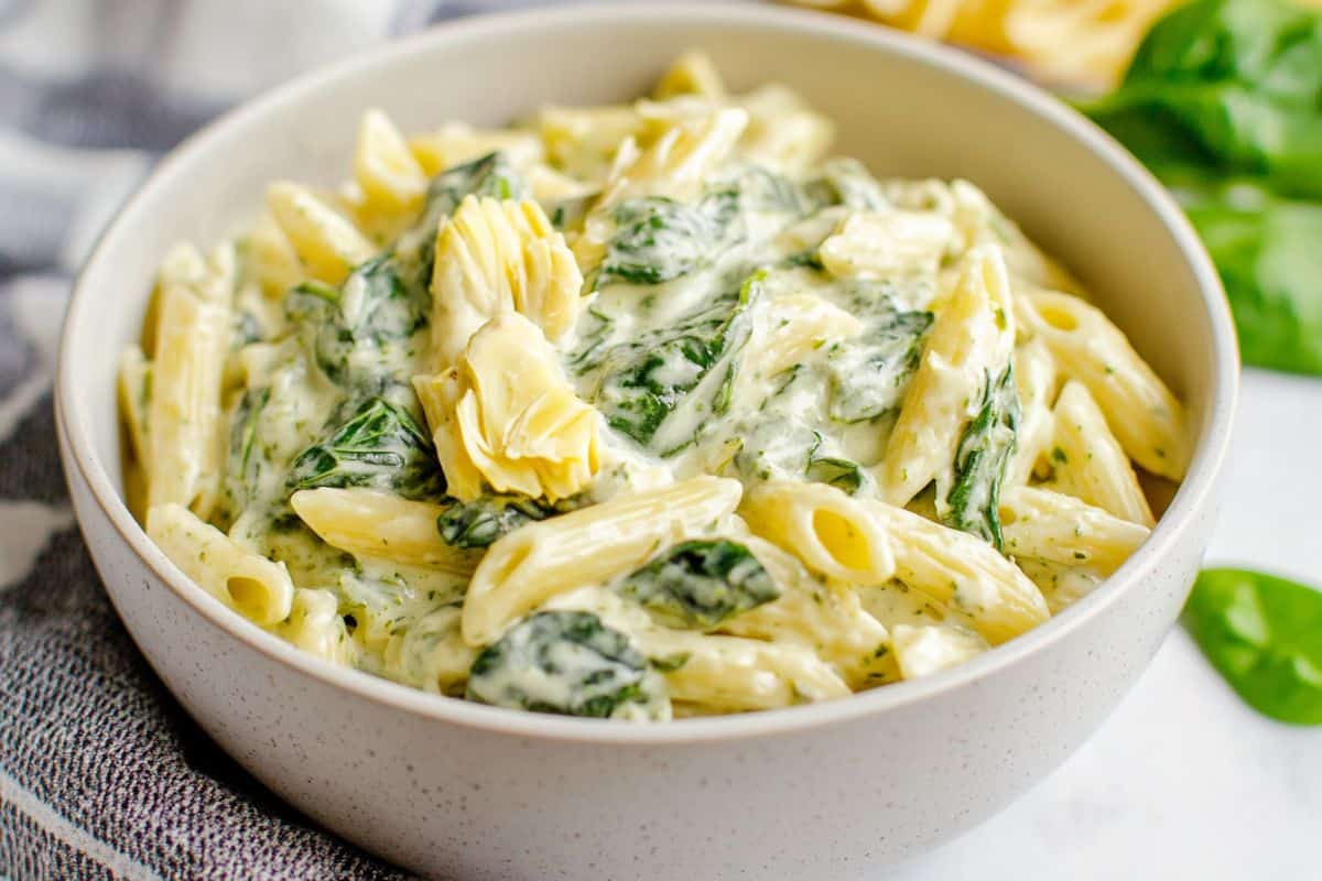 Easy (& Creamy) Spinach Artichoke Pasta